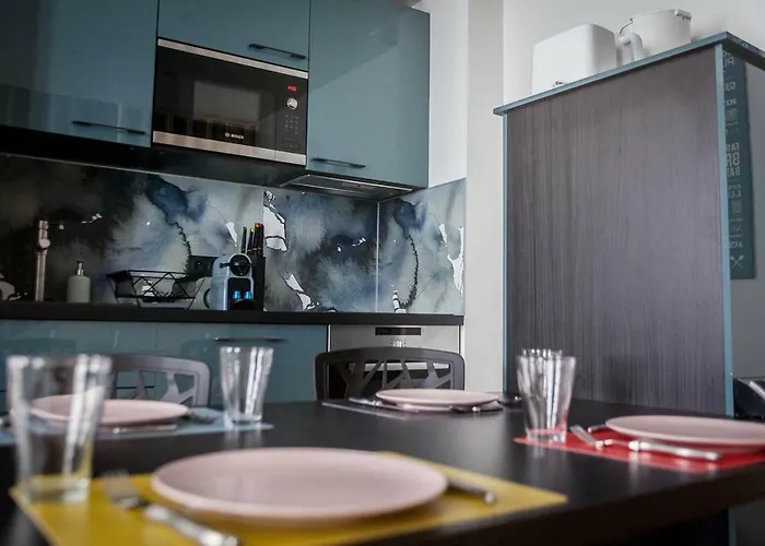 De Briques Et De Bois Дом отдыха Альби